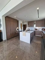 5 bedrooms Villa in Abu Dhabi, UAE No. 22155 - Image 25