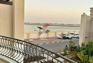 3 bedrooms Villa in Abu Dhabi, UAE No. 22222