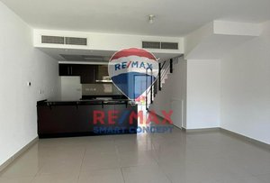 2 bedrooms Townhouse in Al Reef, UAE No. 23015