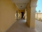 3 bedrooms Villa in Saadiyat Island, UAE No. 23672 - Image 11