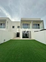 2 bedrooms Townhouse in Yas Island, UAE No. 23680 - Image 2
