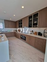 3 bedrooms Villa in Abu Dhabi, UAE No. 23682 - Image 19