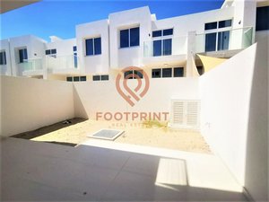 4 bedrooms Villa in Dubai, UAE No. 23727