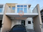 3 bedrooms Villa in Dubai, UAE No. 23756 - Image 2