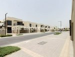 4 bedrooms Townhouse in Dubai Hills Estate, UAE No. 239 - townhouse in Dubai