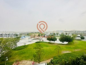 3 bedrooms Apartment in Dubai, UAE No. 23957
