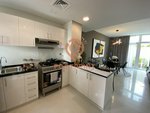 3 bedrooms Townhouse in Dubai, UAE No. 24049 - Image 12