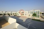 3 bedrooms Townhouse in Dubai, UAE No. 24100 - Image 9