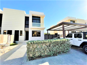 4 bedrooms Townhouse in Dubai, UAE No. 24290