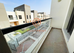3 bedrooms Townhouse in International City, UAE No. 24329 - Image 2