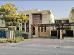 3 bedrooms Villa in Dubai, UAE No. 24357 - villa in Dubai
