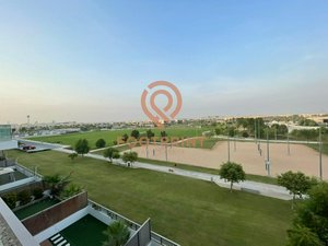 2 bedrooms Apartment in Dubai, UAE No. 24371