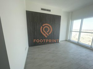 2 bedrooms Apartment in Dubai Science Park, UAE No. 24384