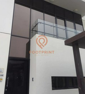 6 bedrooms Villa in Dubai, UAE No. 24430