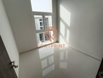 5 bedrooms Townhouse in Dubai, UAE No. 24473 - Image 5
