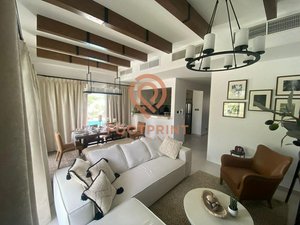 4 bedrooms Townhouse in Dubai, UAE No. 24477