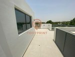 4 bedrooms Townhouse in Dubai, UAE No. 24477 - Image 17