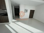 5 bedrooms Townhouse in Dubai, UAE No. 24478 - Image 2