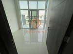 5 bedrooms Townhouse in Dubai, UAE No. 24481 - Image 4