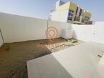 3 bedrooms Villa in Dubai, UAE No. 24592 - Image 12