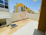 3 bedrooms Townhouse in Dubai, UAE No. 24594 - Image 4