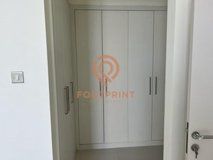 2 bedrooms Apartment in Dubai, UAE No. 24602