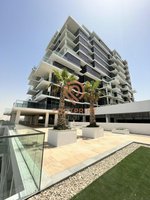 2 bedrooms Apartment in Dubai, UAE No. 24602 - Image 3