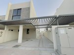 3 bedrooms Townhouse in Dubai, UAE No. 24609 - Image 4