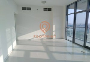 2 bedrooms Apartment in Dubai, UAE No. 24681