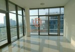 2 bedrooms Apartment in Dubai, UAE No. 24681 - Image 2