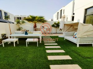 6 bedrooms Villa in Dubai, UAE No. 24684