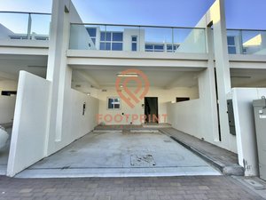 3 bedrooms Townhouse in Dubai, UAE No. 24686