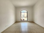 5 bedrooms Townhouse in Abu Dhabi Gate City, UAE No. 24905 - Image 12