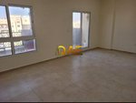 2 bedrooms Apartment in Remraam, UAE No. 24969 - Image 4