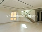 3 bedrooms Villa in Al Barsha, UAE No. 251 - Image 2