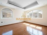 5 bedrooms Villa in Umm Suqeim, UAE No. 25445 - Image 9