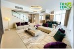 5 bedrooms Villa in Sharjah, UAE No. 25570 - Image 13
