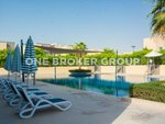 4 bedrooms Villa in Al Barsha, UAE No. 258 - Image 2