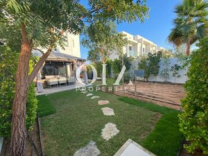 2 bedrooms Townhouse in Yas Island, UAE No. 25800
