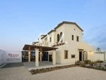 3 bedrooms Townhouse in Abu Dhabi, UAE No. 25807 - Image 2