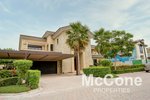 6 bedrooms Villa in Jumeirah Golf Estates, UAE No. 25917 - villa in Dubai