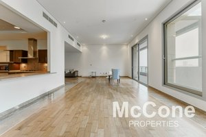 2 bedrooms Apartment in Palm Jumeirah, UAE No. 26025