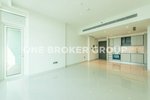 1 bedroom Apartment in Dubai, UAE No. 2642 - Image 6