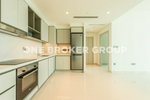 1 bedroom Apartment in Dubai, UAE No. 2642 - Image 7