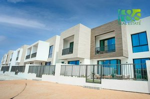 2 bedrooms Townhouse in Mina Al Arab, UAE No. 26776
