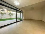 5 bedrooms Villa in Yas Island, UAE No. 26851 - Image 9
