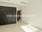4 bedrooms Villa in Al Barsha, UAE No. 270 - Image 11
