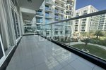 1 bedroom Apartment in Dubai Studio City, UAE No. 27458 - Image 2