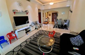 2 bedrooms Apartment in Dubai, UAE No. 27499