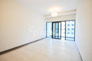 Studio in Business Bay, UAE No. 27514
